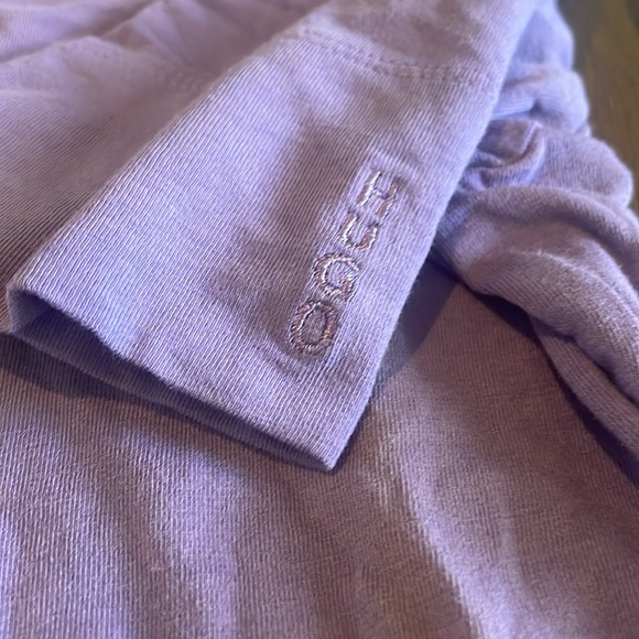 Hugo Boss v neck t-shirt - Picture 2 of 6